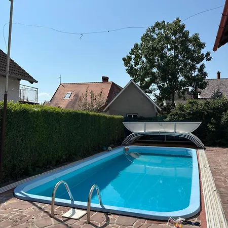 Appartamento Somlyay's Summer House Balatonalmádi