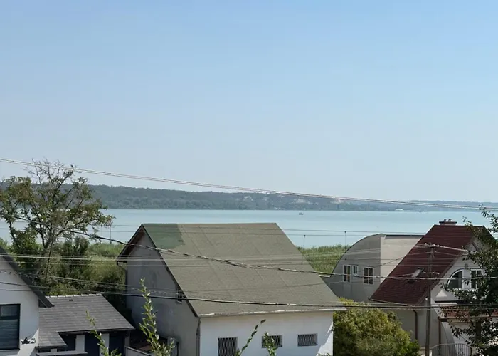 Somlyay's Summer House Appartement