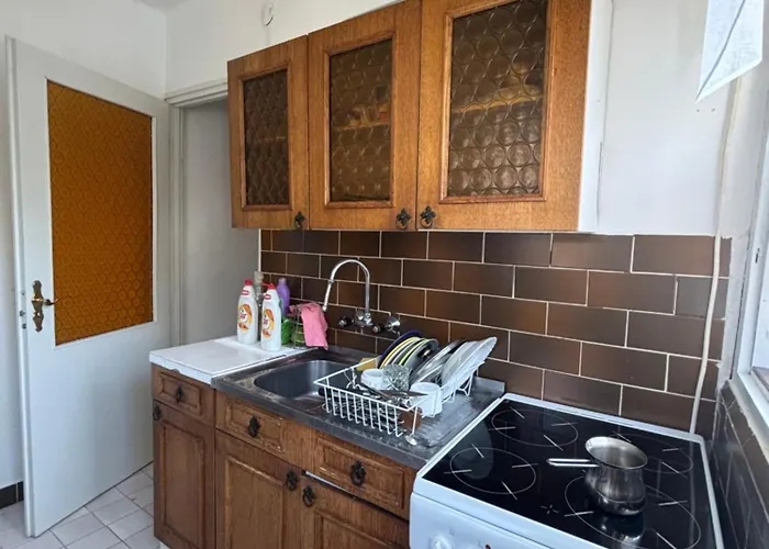 Somlyay's Summer House Apartment Balatonalmadi